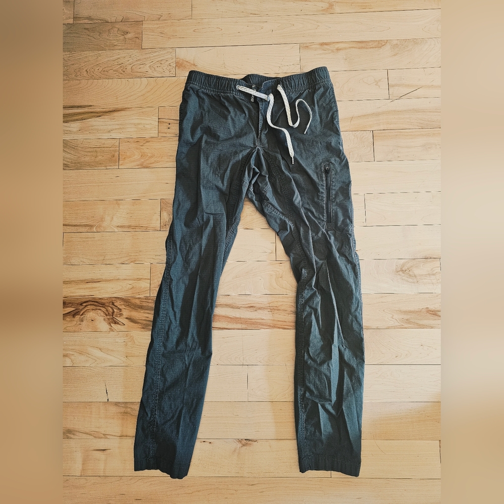 Vuori Ripstop Pants in Dark Oregano
